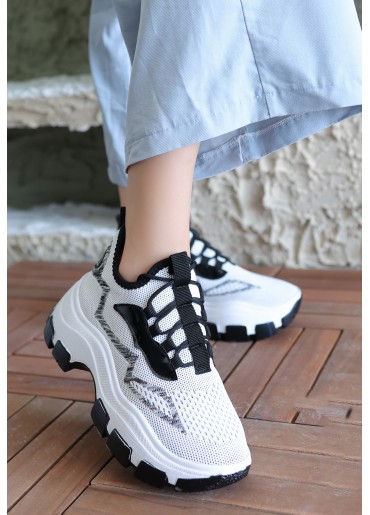 Toga Beyaz Triko Bağcıklı Spor Ayakkabı